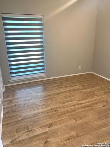 5511 Eaglewood St, San Antonio, TX 78233