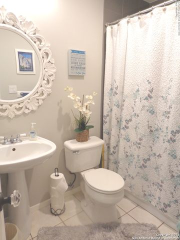 5511 Eaglewood St, San Antonio, TX 78233