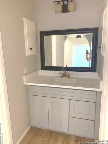 5511 Eaglewood St, San Antonio, TX 78233