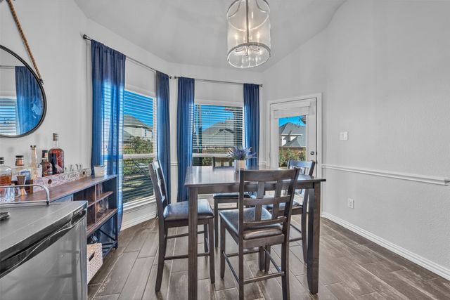 900 Netherfield Parkway, Mansfield, TX 76063