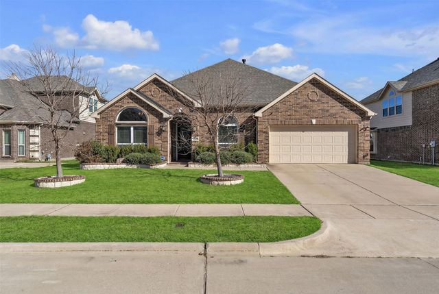900 Netherfield Parkway, Mansfield, TX 76063