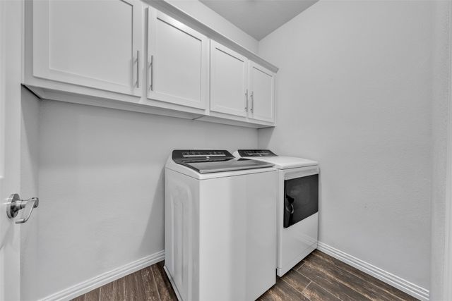 900 Netherfield Parkway, Mansfield, TX 76063