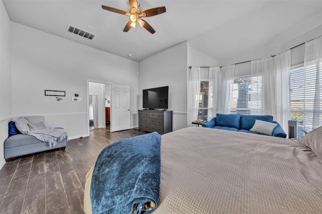 900 Netherfield Parkway, Mansfield, TX 76063