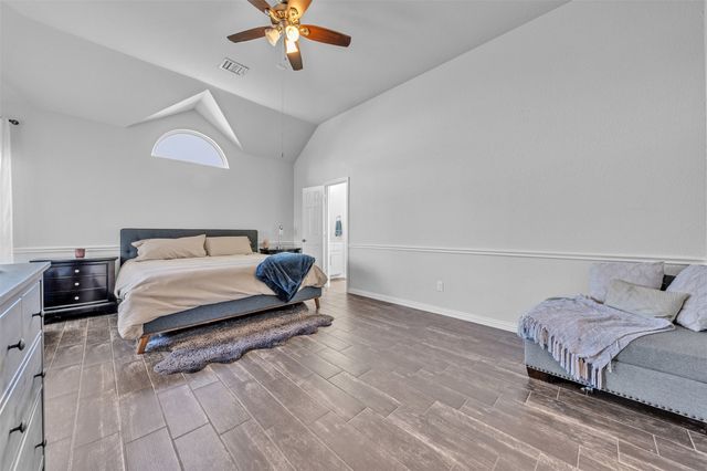 900 Netherfield Parkway, Mansfield, TX 76063