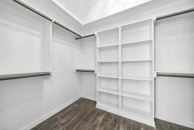 900 Netherfield Parkway, Mansfield, TX 76063