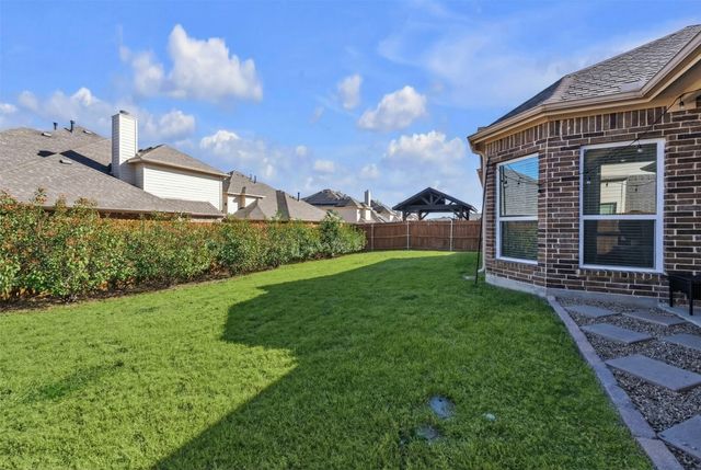 900 Netherfield Parkway, Mansfield, TX 76063