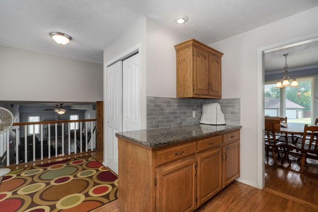 2019 North Preakness Drive, Nixa, MO 65714