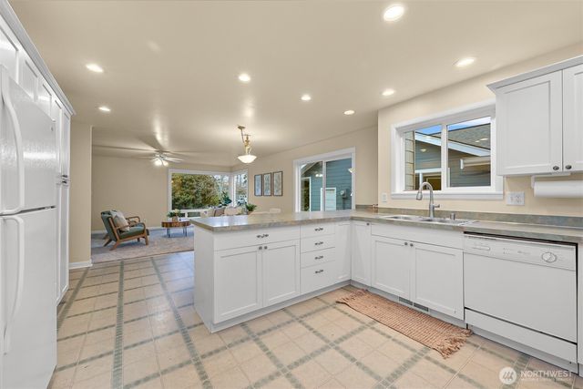 2949 Sunset, Bellingham, WA 98225