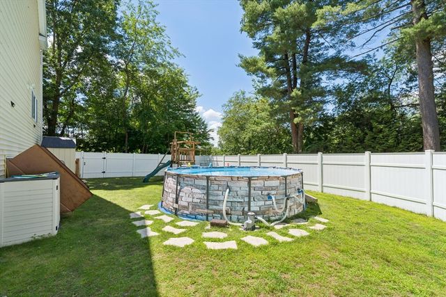 9 Perron Way, Lowell, MA 01854