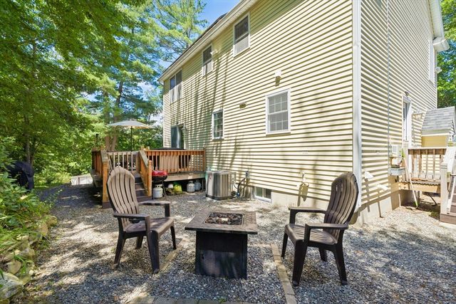9 Perron Way, Lowell, MA 01854
