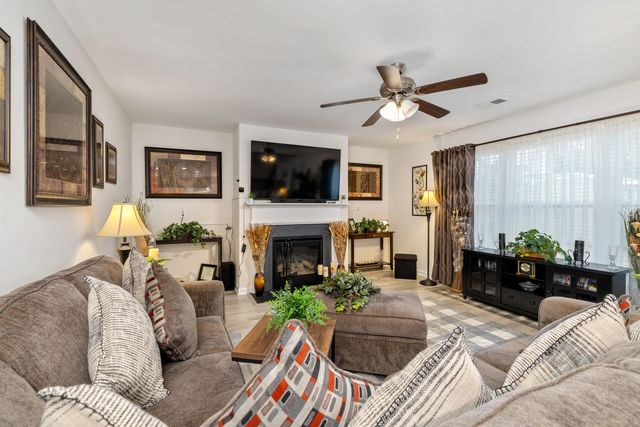 2035 Barnhart Drive, Sumter, SC 29153