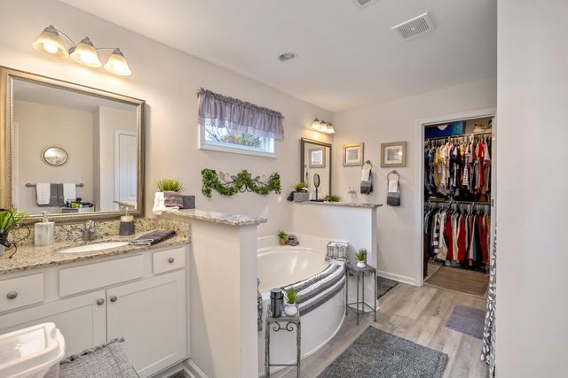 2035 Barnhart Drive, Sumter, SC 29153