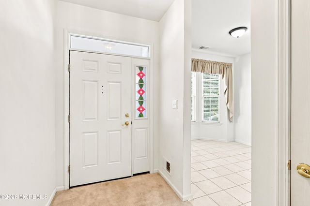 68 Stamford Drive, Jackson, NJ 08527