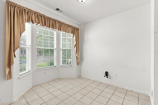 68 Stamford Drive, Jackson, NJ 08527