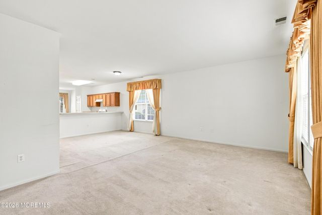 68 Stamford Drive, Jackson, NJ 08527