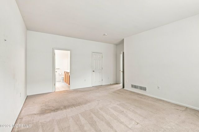 68 Stamford Drive, Jackson, NJ 08527