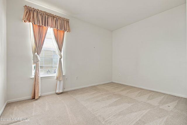 68 Stamford Drive, Jackson, NJ 08527