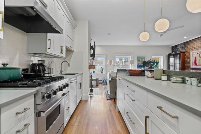 1778 Beacon St 302, Brookline, MA 02445