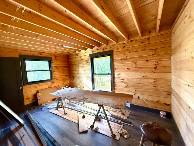 7 Interlaken Drive, New Durham, NH 03855