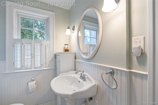 1312 S Harvey Street, Plymouth, MI 48170