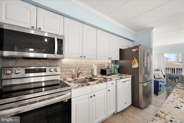 5 44TH ST #302, Ocean City, MD 21842