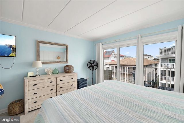 5 44TH ST #302, Ocean City, MD 21842