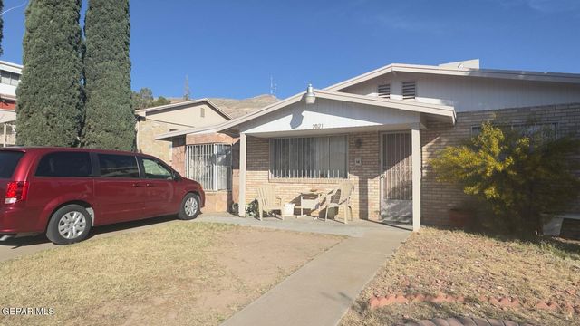 2021 ATLANTA Avenue, El Paso, TX 79902