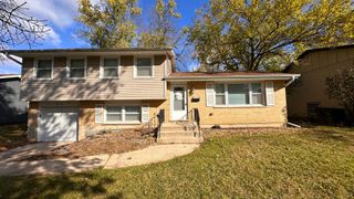 3214 Birchwood Drive, Hazel Crest, IL 60429