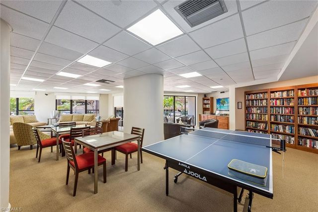 4451 Gulf Shore BLVD N # 505, Naples, FL 34103