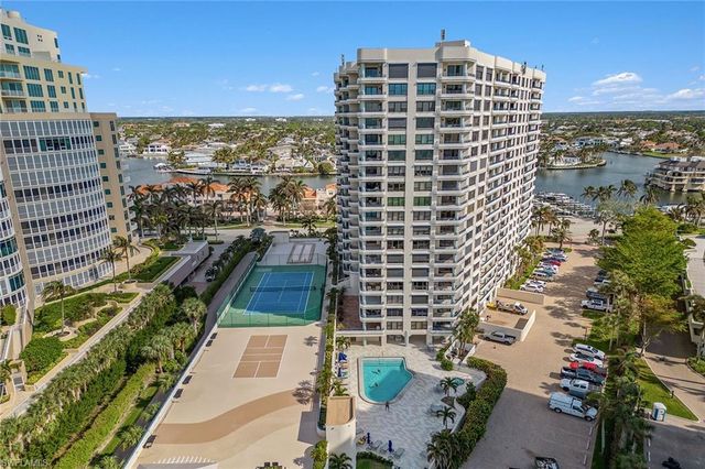 4451 Gulf Shore BLVD N # 505, Naples, FL 34103