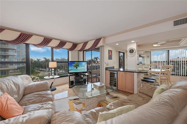 4451 Gulf Shore BLVD N # 505, Naples, FL 34103