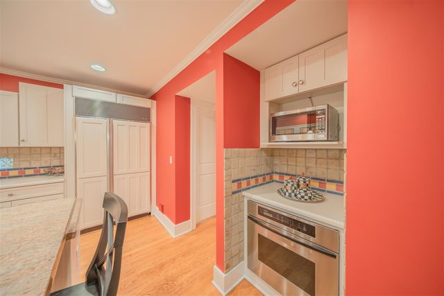 705 Mt Vernon Avenue, Ann Arbor, MI 48103
