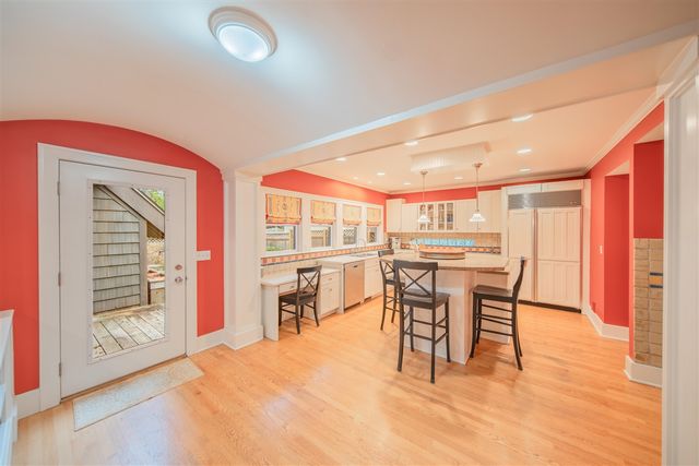 705 Mt Vernon Avenue, Ann Arbor, MI 48103