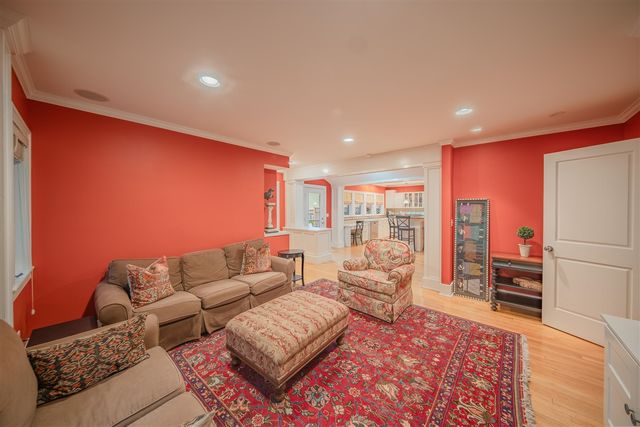 705 Mt Vernon Avenue, Ann Arbor, MI 48103