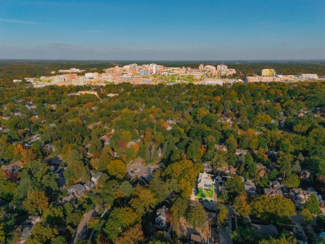 705 Mt Vernon Avenue, Ann Arbor, MI 48103
