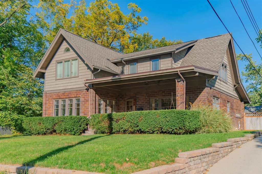 705 Mt Vernon Avenue, Ann Arbor, MI 48103