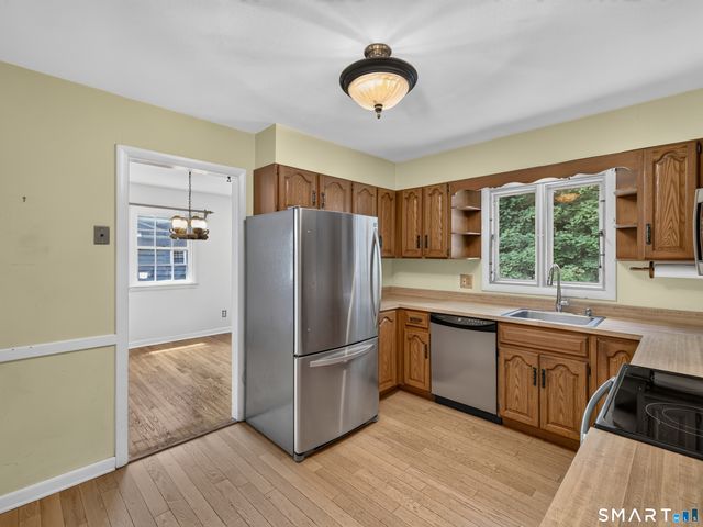 54 Deforest Drive, North Branford, CT 06471
