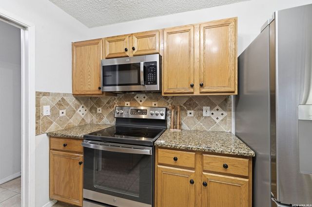 5914 Freemans Farm, San Antonio, TX 78233