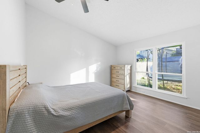 5914 Freemans Farm, San Antonio, TX 78233