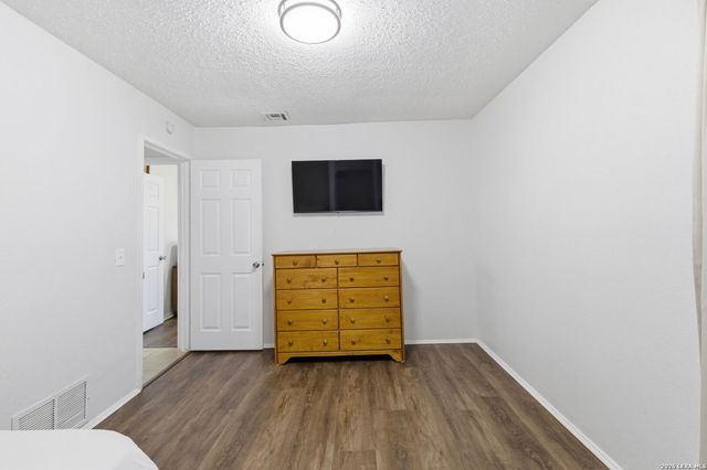 5914 Freemans Farm, San Antonio, TX 78233