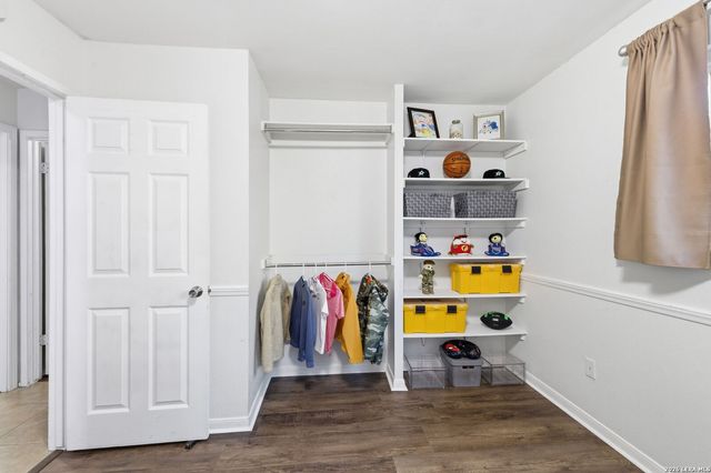 5914 Freemans Farm, San Antonio, TX 78233