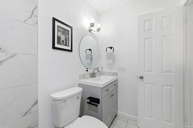 5914 Freemans Farm, San Antonio, TX 78233