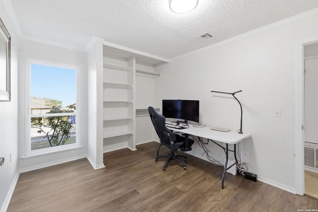 5914 Freemans Farm, San Antonio, TX 78233