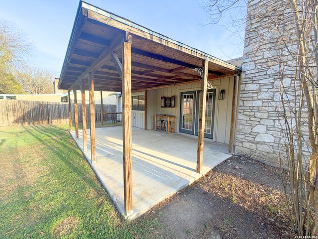 5914 Freemans Farm, San Antonio, TX 78233