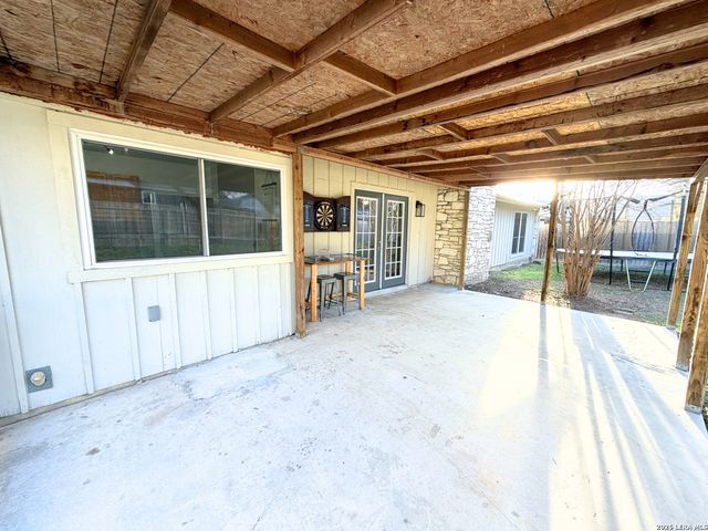 5914 Freemans Farm, San Antonio, TX 78233