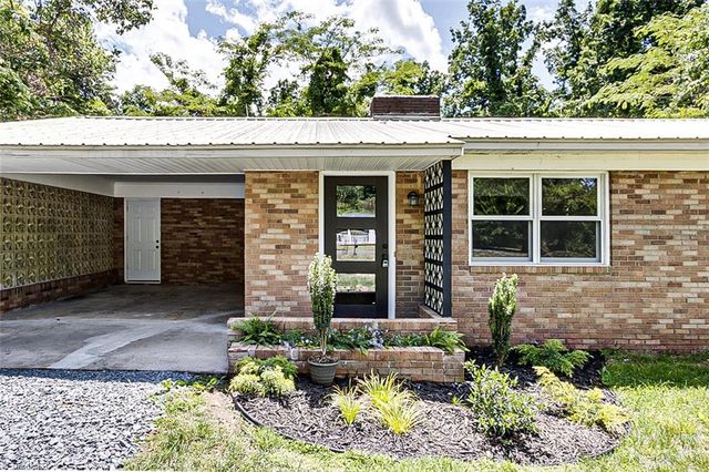 3766 Midway Acres Road, Asheboro, NC 27205