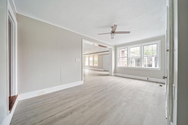 1740 Carolina Avenue, Orangeburg, SC 29115