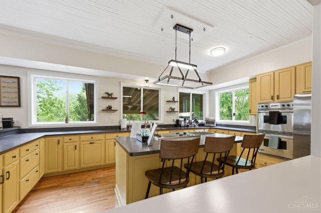 5881 Thorny Ridge, Miami Twp, OH 45150