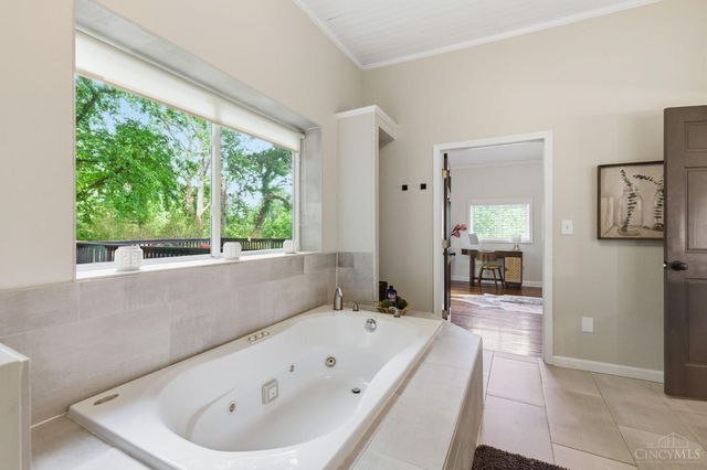 5881 Thorny Ridge, Miami Twp, OH 45150
