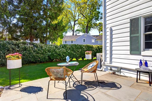182 Ryder Road, Manhasset, NY 11030